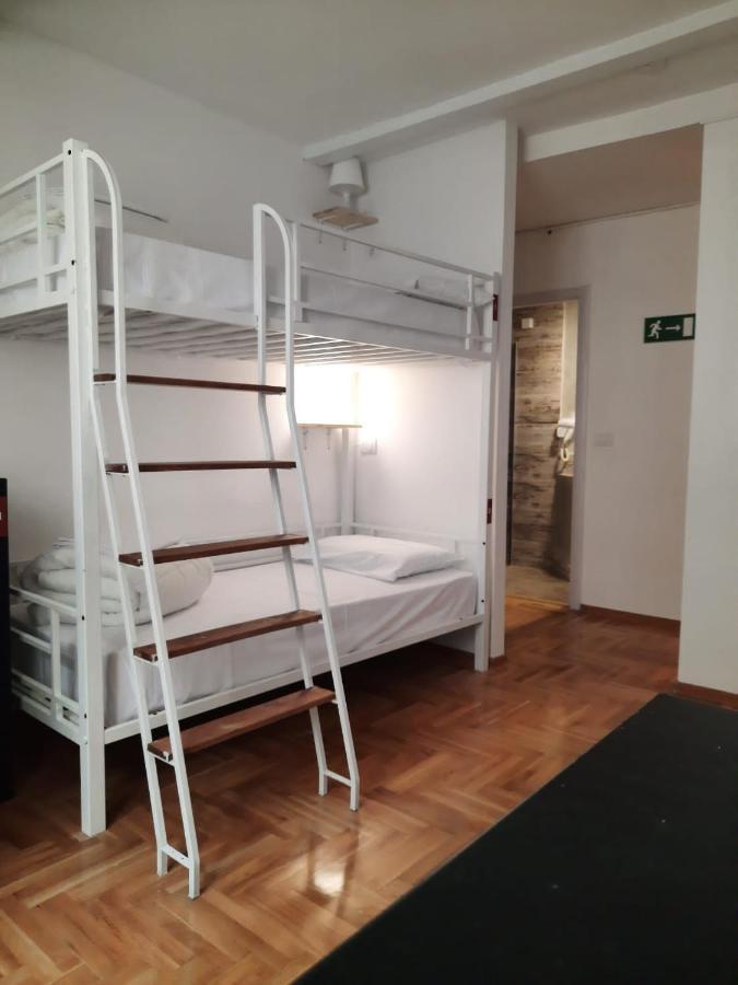 New Generation Hostel Prague Center Exterior photo
